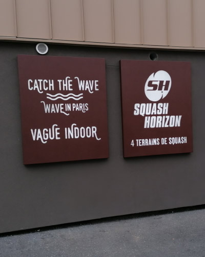 Commandez un panneau de signalétique pour un affichage professionnel